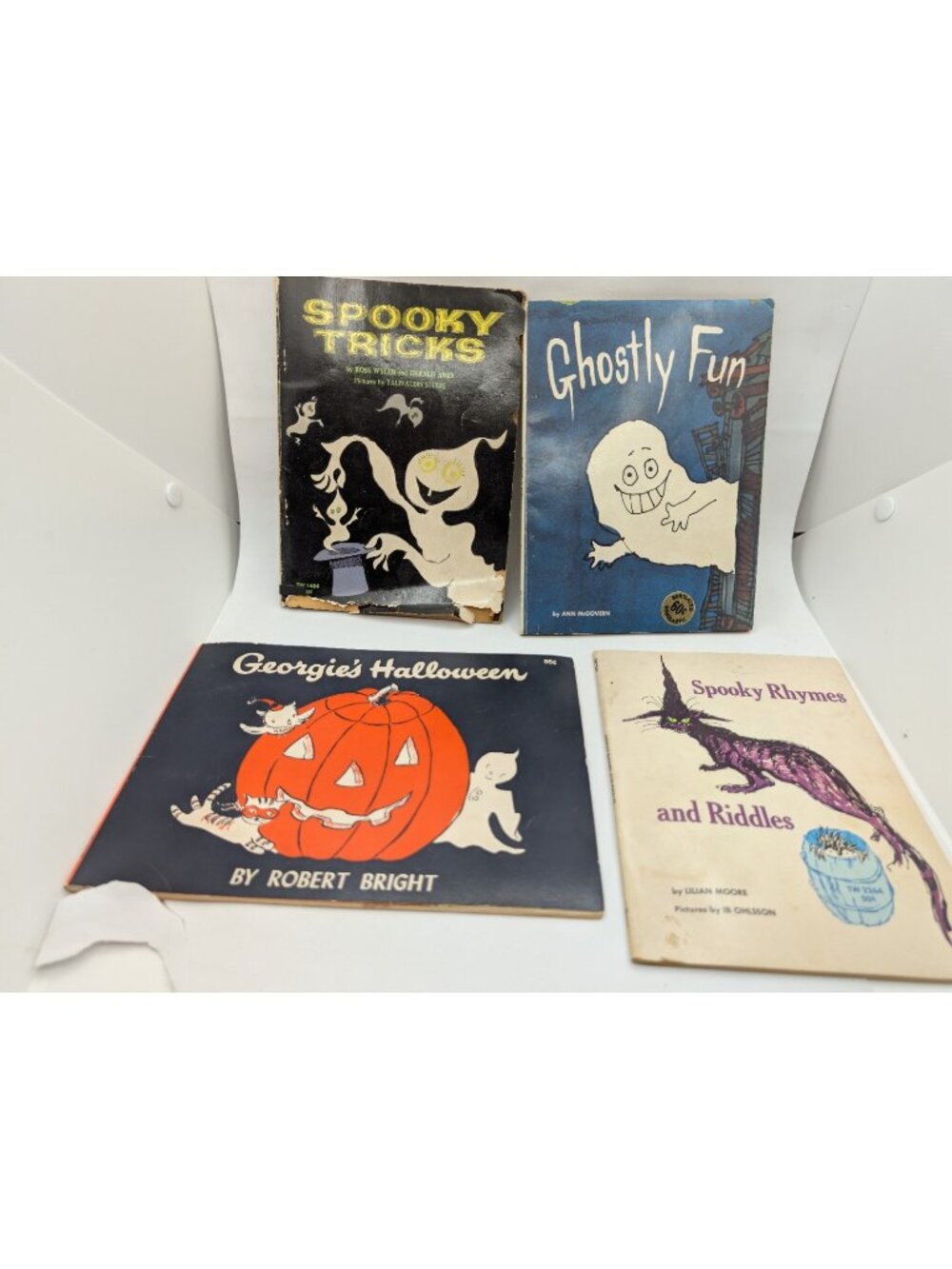 Vtg 4 bundle georgie's Halloween Spooky Tricks & Rhymes Ghosty fun  ex lib READ